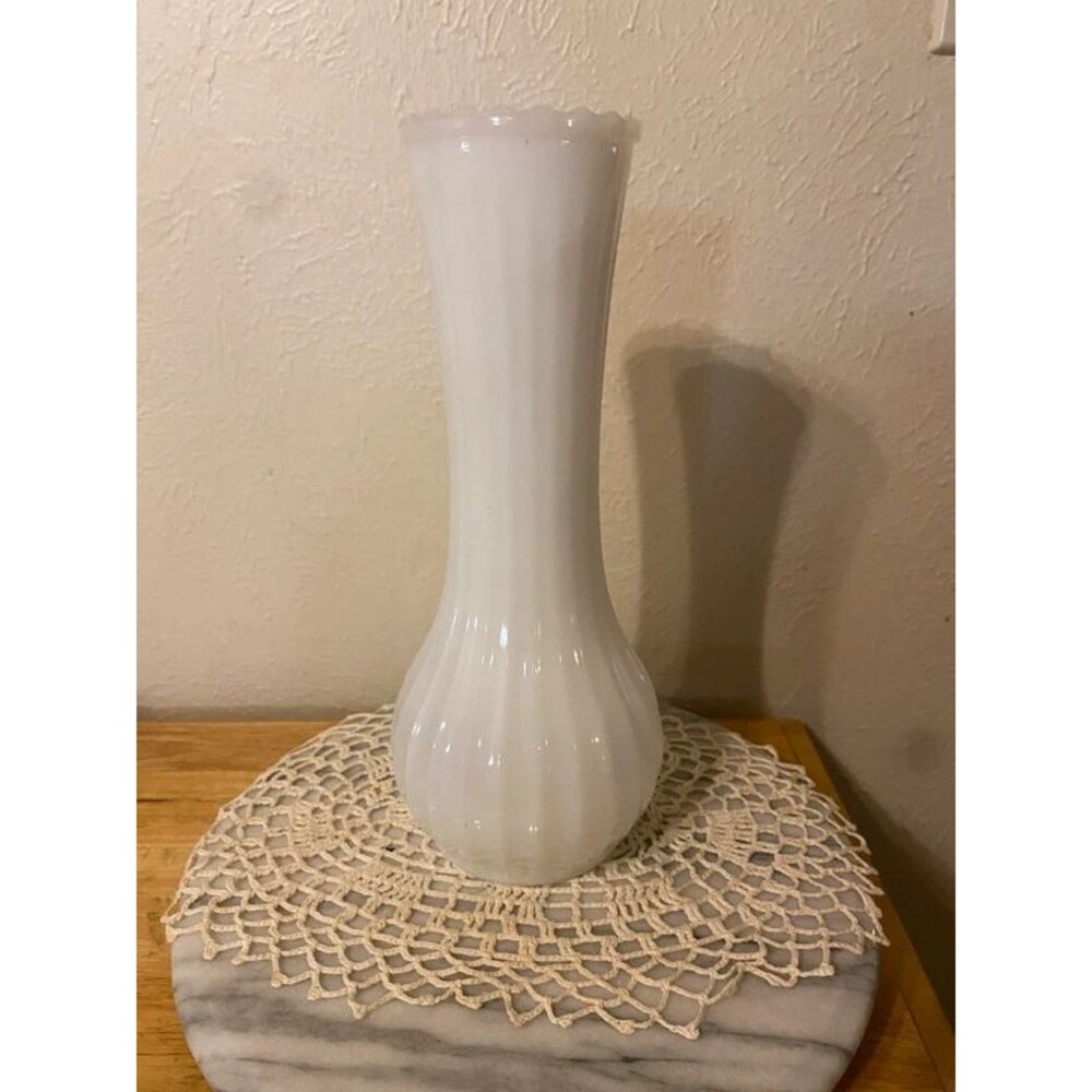Vintage 11.5” Tall Ribbed White Milk Glass Vase Fluted Bulbous Base Scalloped Ri